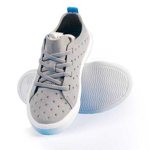 Children's shoes