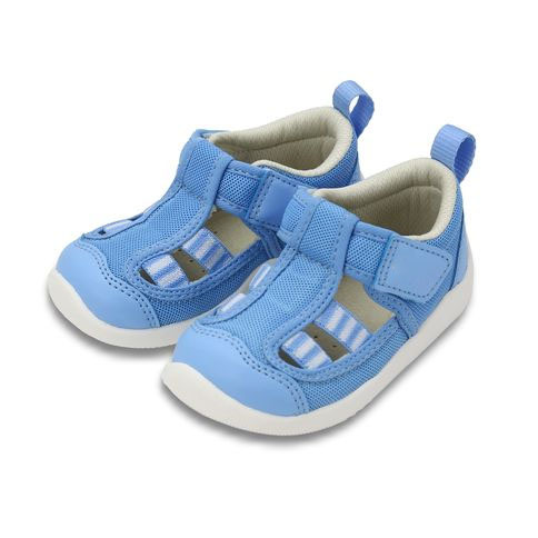 Children's shoes