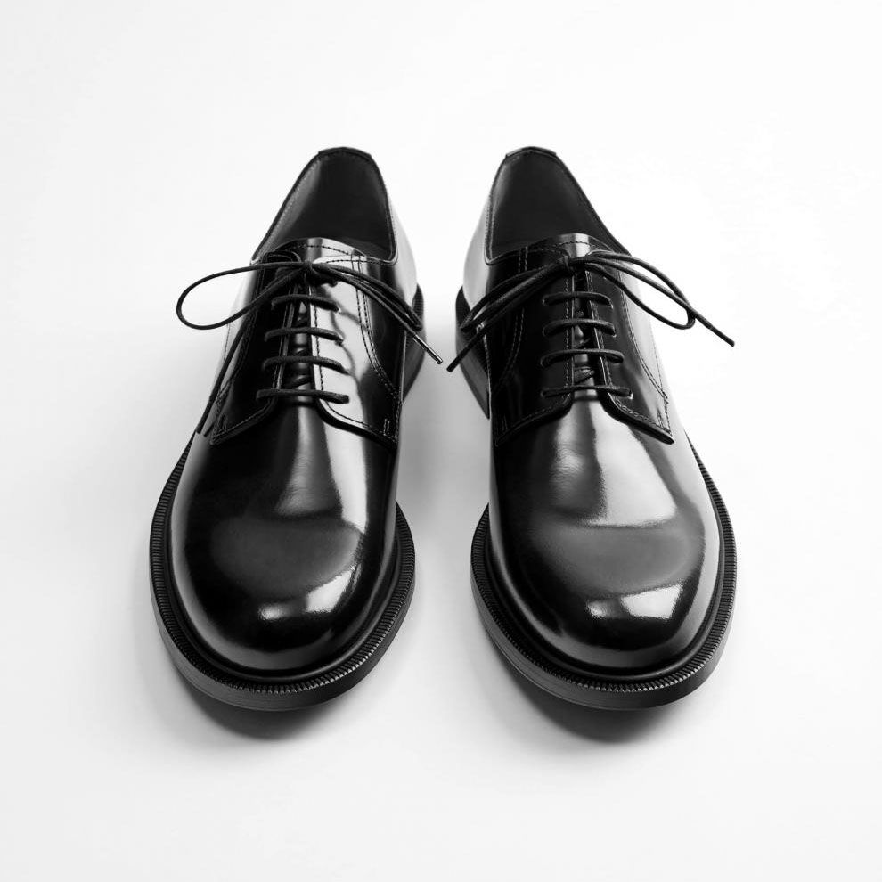 Men's leather shoes