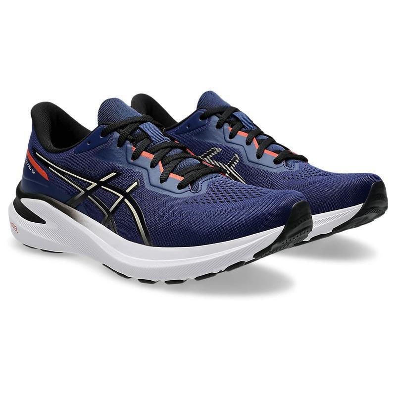 Men's sports shoes